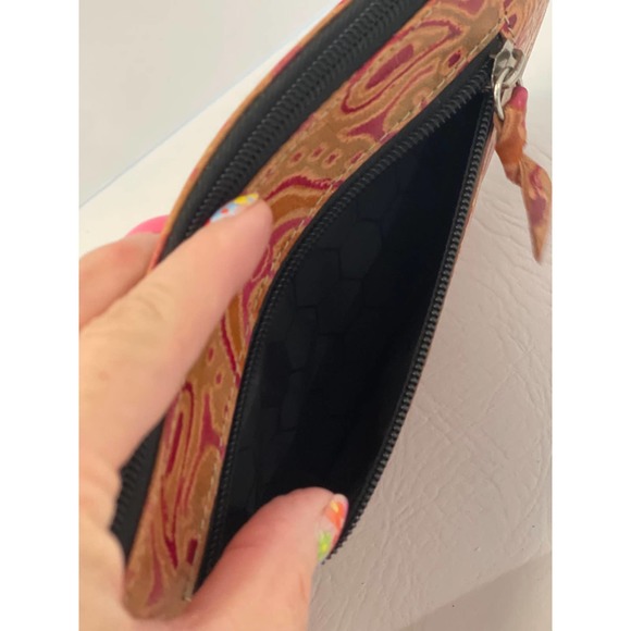 New Without Tag Embossed Leather Clutch - Picture 7 of 9